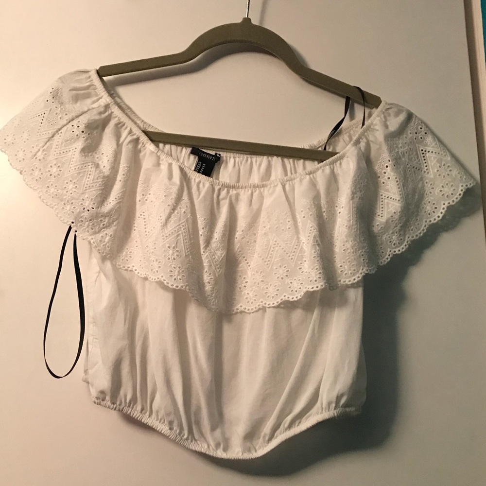 Off shoulder crop top
